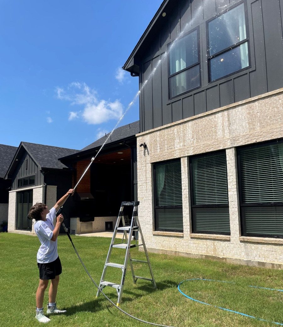 Soft Washing for Roof and Exterior Siding – GK's Services in DFW